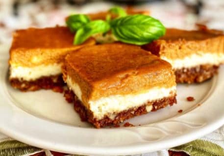 pumpkin bars with cream cheese filling
