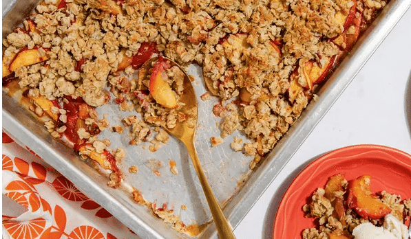 grandmas-sheet-pan-peach-crisp